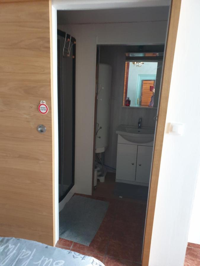 Ty Keramor Hopital-Camfrout Kültér fotó
